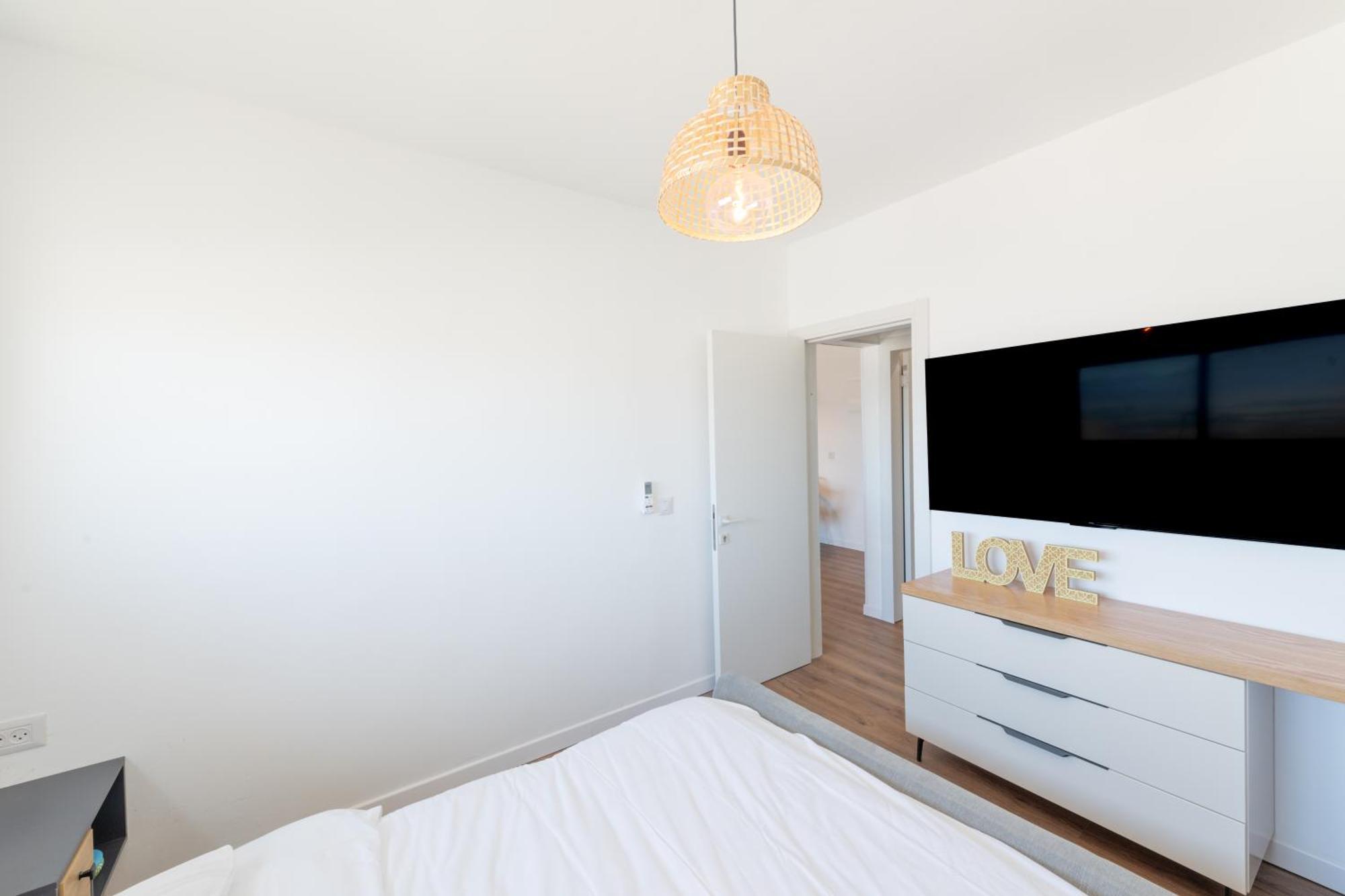 Luxury Vacation -amazing Pool Apartment Eilat